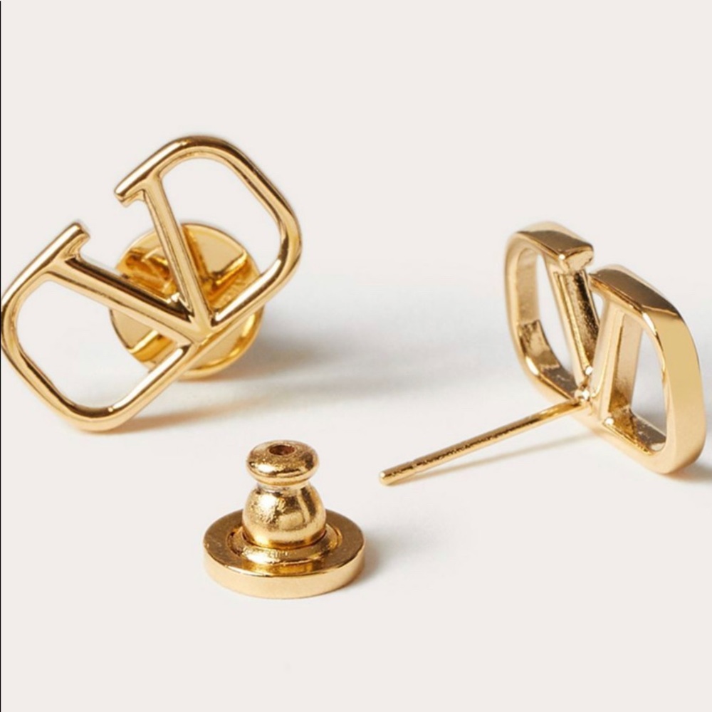 Authentic Valentino earrings w/ tag ,box and all paperwork incl. with purchase .